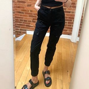 Tillys black cargo joggers